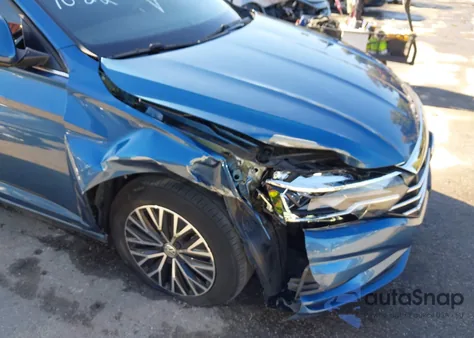 2021 Volkswagen Jetta 1.4T R-Line/1.4T S/1.4T Se из США, поврежденный, VIN 3VWC57BU9MM017418